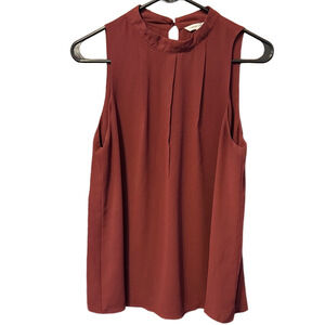 Naked Zebra Pleated Sleeveless Lightweight Burgundy Blouse